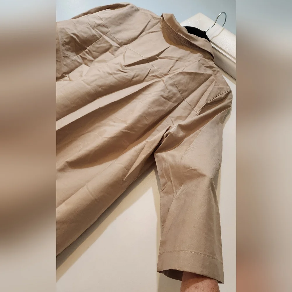 Women's Lafayette 148 NY Tan Button-Up Shirt, Size L - Picture 11 of 11